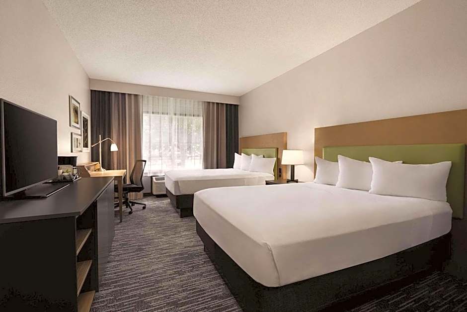 Country Inn & Suites by Radisson, Detroit Lakes, MN