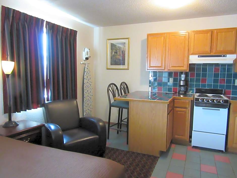 Howard Johnson by Wyndham Wichita Airport