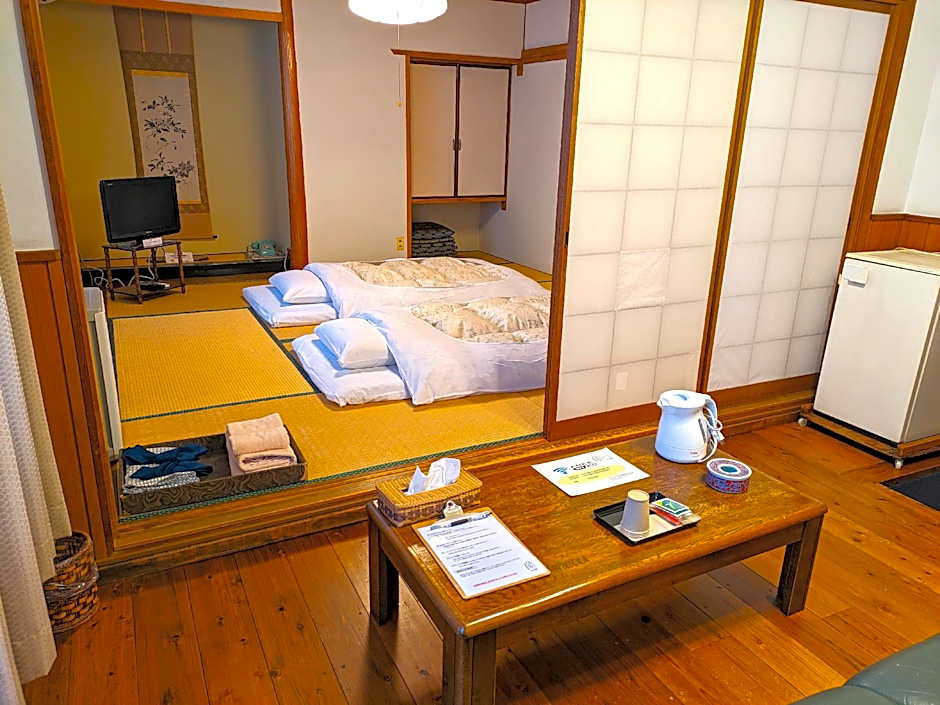 Foto 1 de 2 de Japanese-Western Style Room