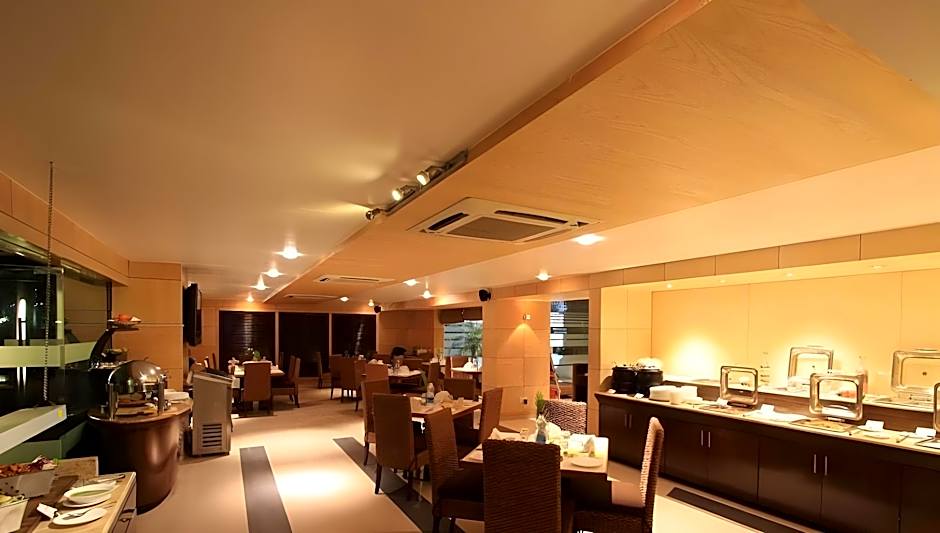 Iris - The Business Hotel