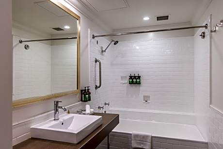 Premium King Room with Balcony and Pool View - Club Access