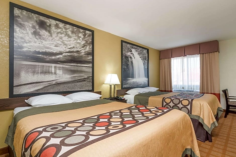 Super 8 by Wyndham Rice Lake