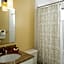 Dockside Guest Quarters