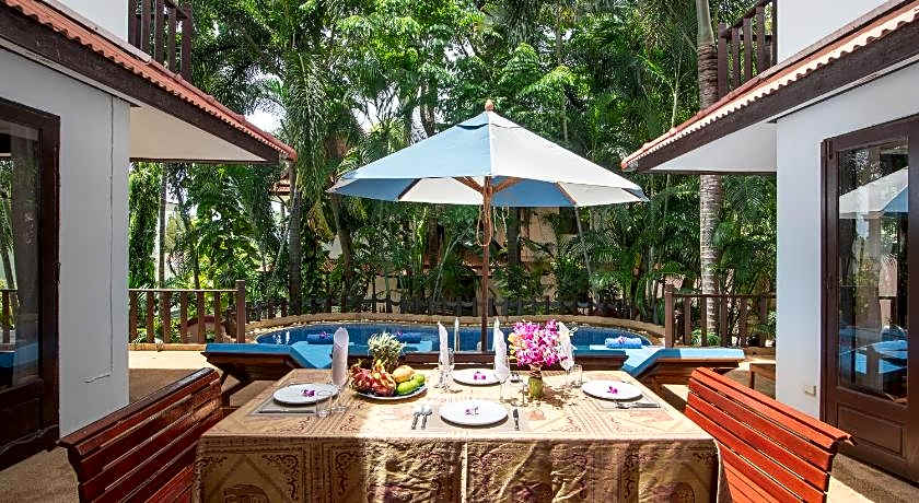 Paradise Island Estate