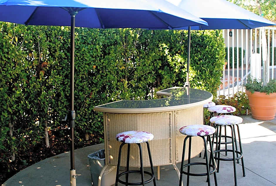 The Tides - Laguna Beach