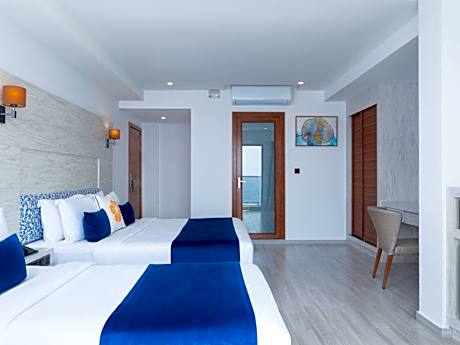 Deluxe Family Room Seaview with Balcony