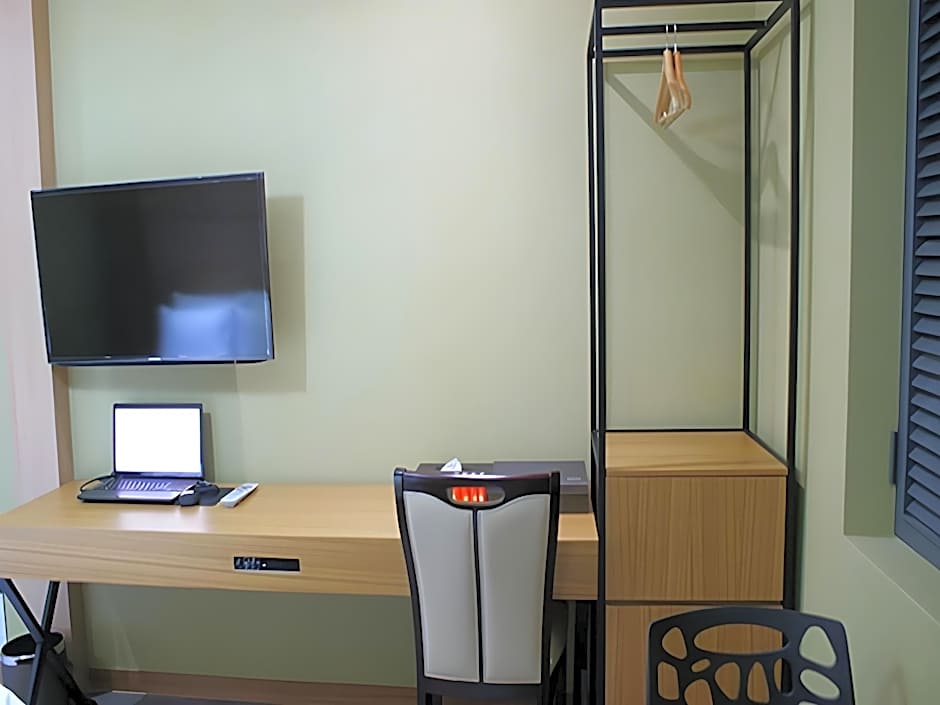 Central Plaza Suwon Hotel