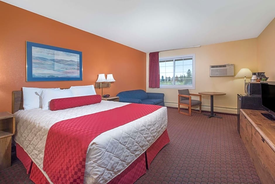 Days Inn by Wyndham Minot