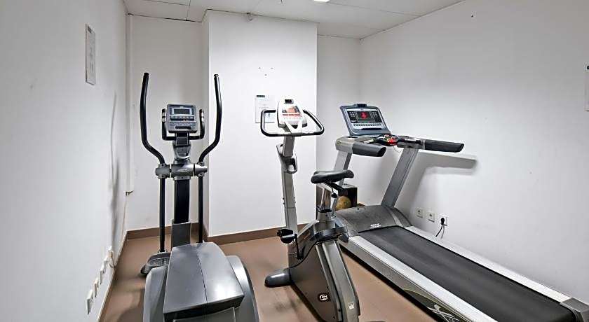 Golden Tulip Sao Joao da Madeira Hotel