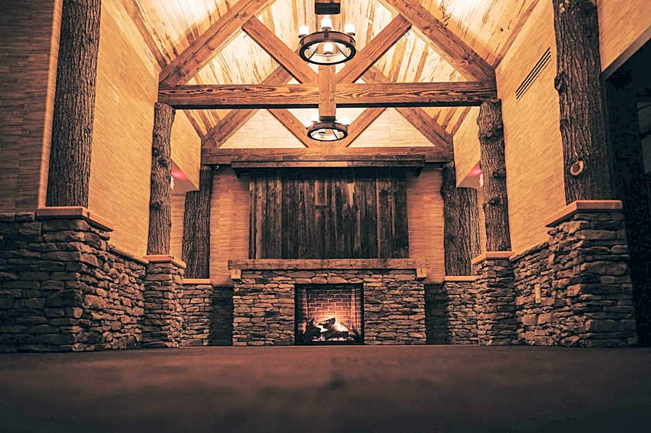 Tailwater Lodge Altmar Tapestry Collection by Hilton