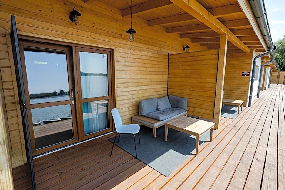 Halfarock Vízi-Erdei Apartmanház