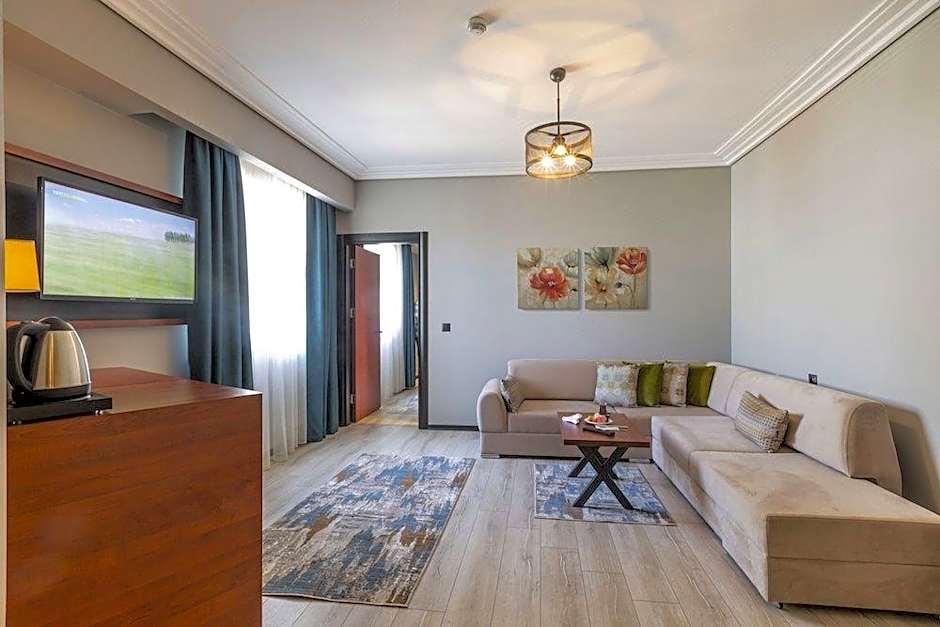 Grand Vaves Otel