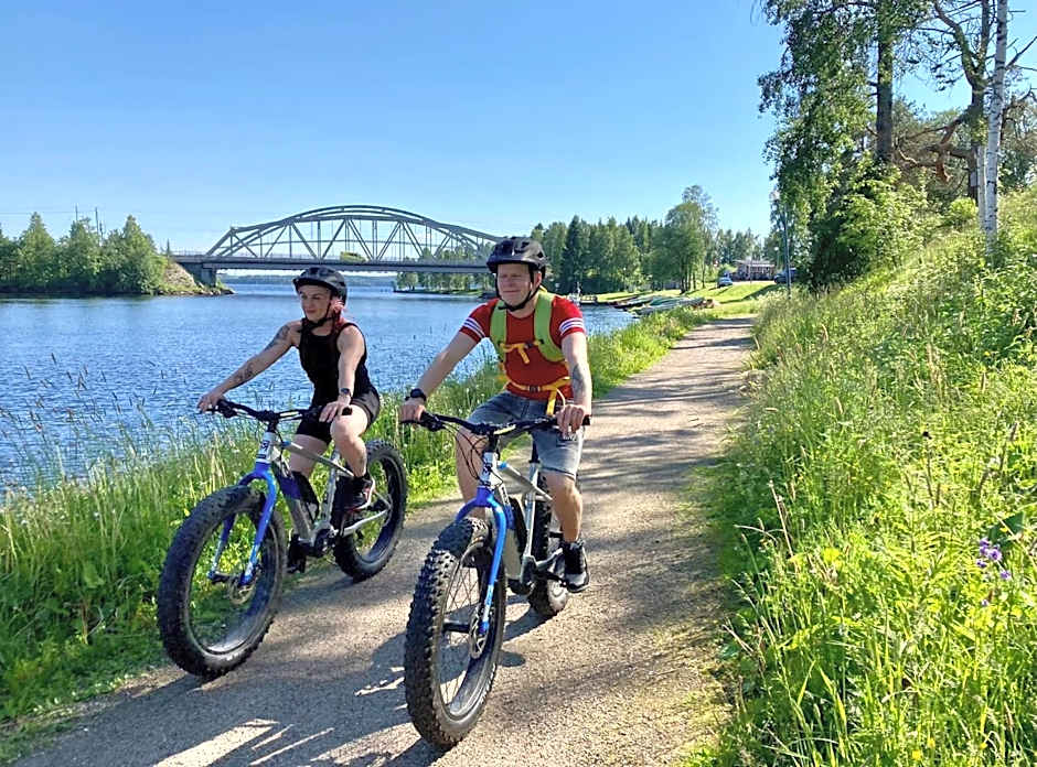 Kotolinna, Kotomo Oy