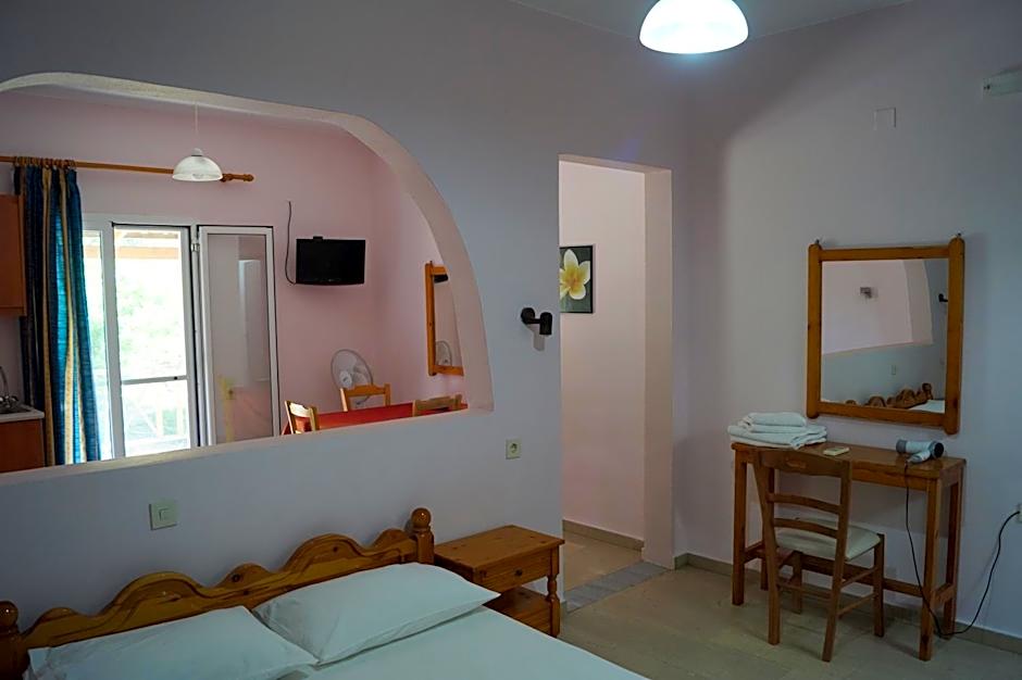 Jason Rooms & Studios