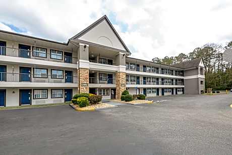 Motel 6 Columbus, GA Columbus Airport