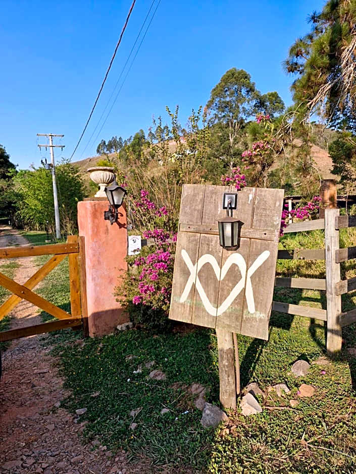 Chalé Vilarejo - Vila Monte Cunha