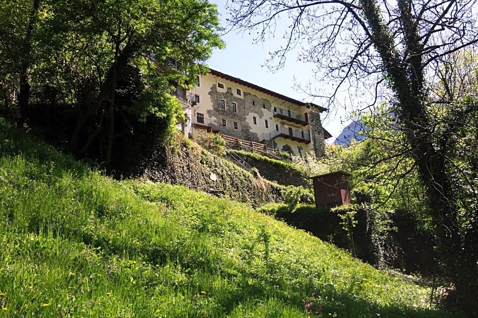 Auberge Lou Créton di Lui Hostel