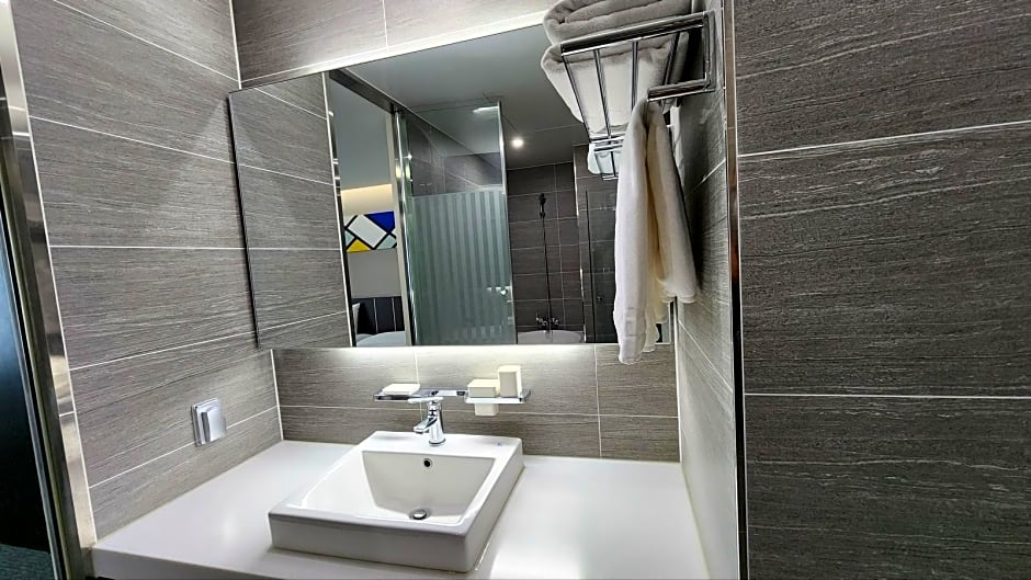 Yongin Central CO'OP Hotel