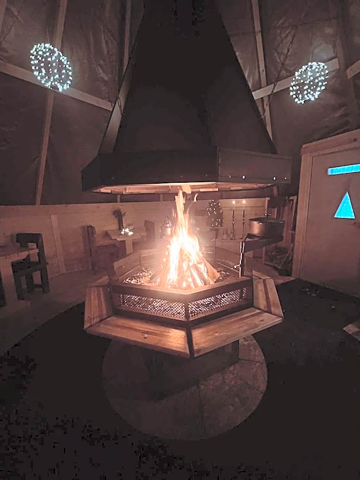 Skyfire Village Igloos