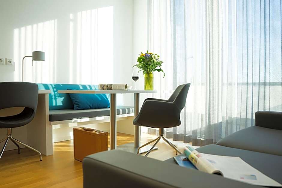 Seven Hotel + Boardinghouse