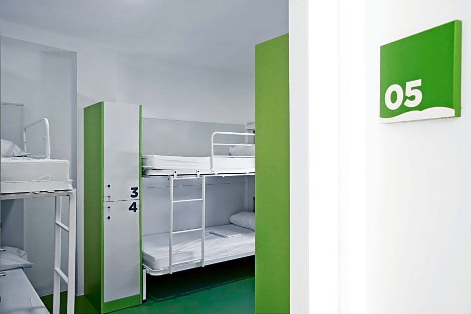 Sant Jordi Hostels Gracia