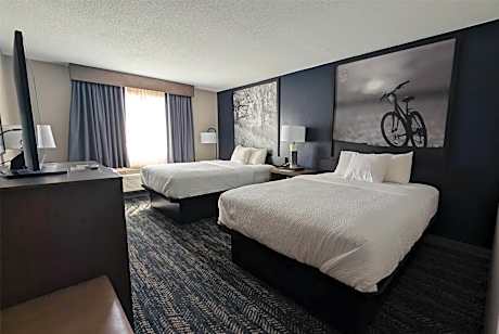 Queen Room with Two Queen Beds - Non-Smoking