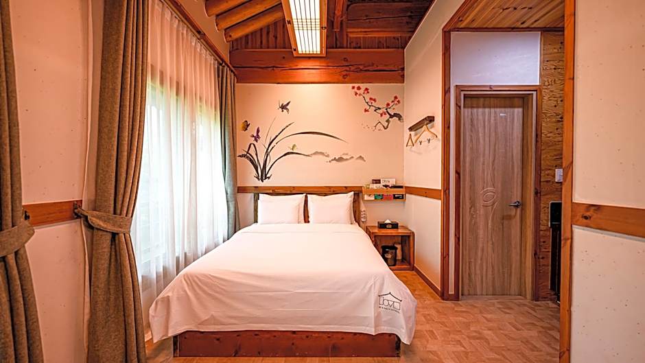 Wangyijimil Hanok Hotel