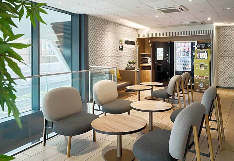 B&B HOTEL Paris Porte de Bagnolet