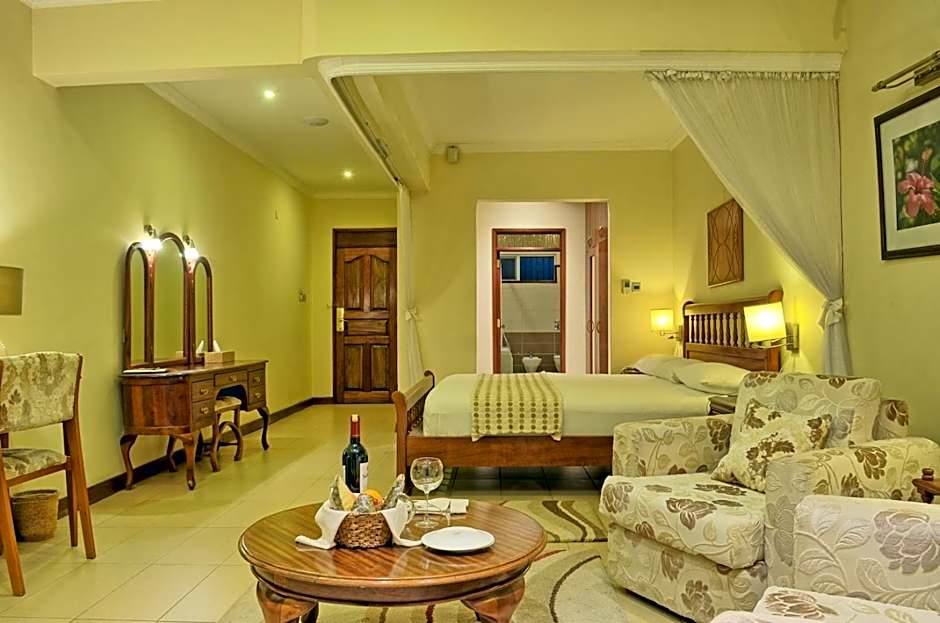 Sovereign Hotel