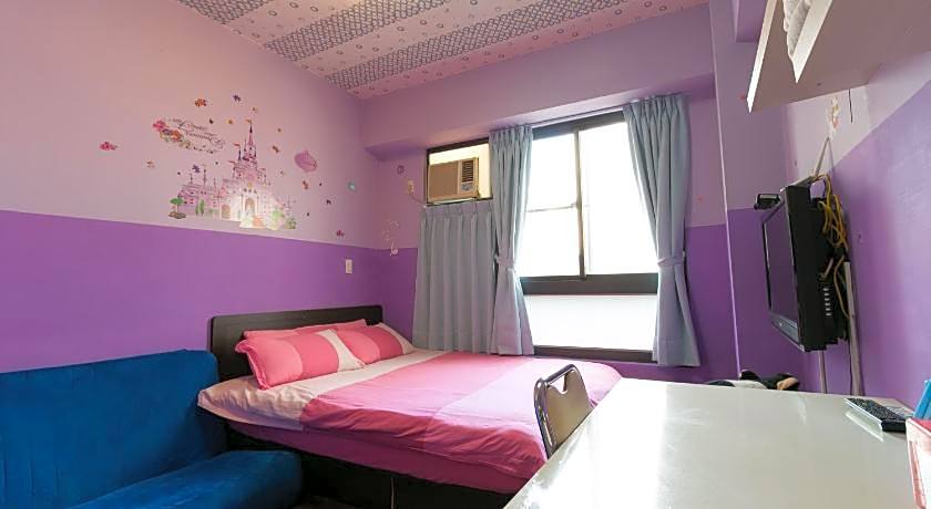 Feng Chia Love Heart