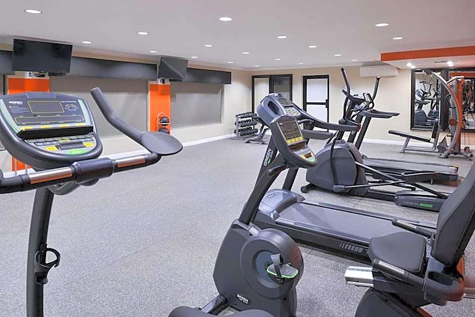 Best Western Plus LA Mid-Town Hotel