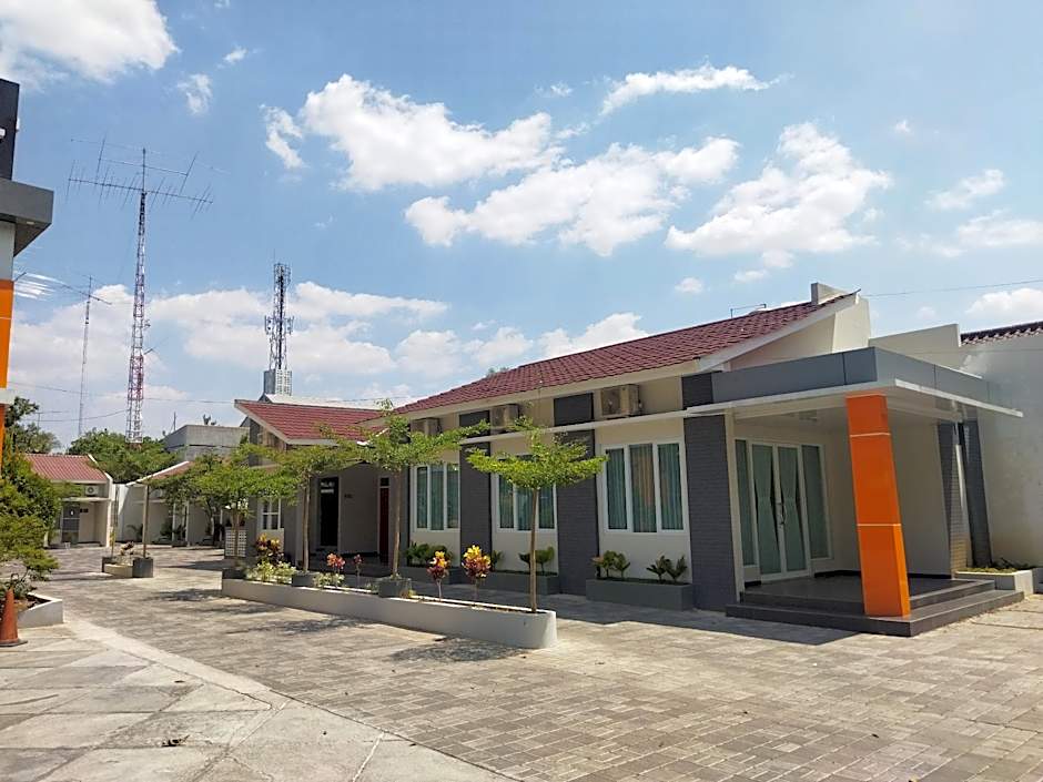 Hotel Karunia PKPRI