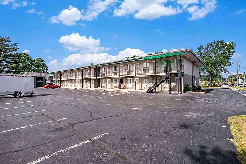 Rodeway Inn Grand Haven