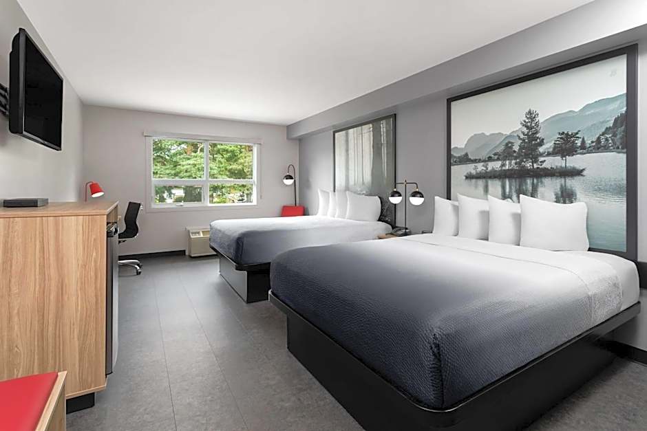 Super 8 by Wyndham Sault Ste Marie On