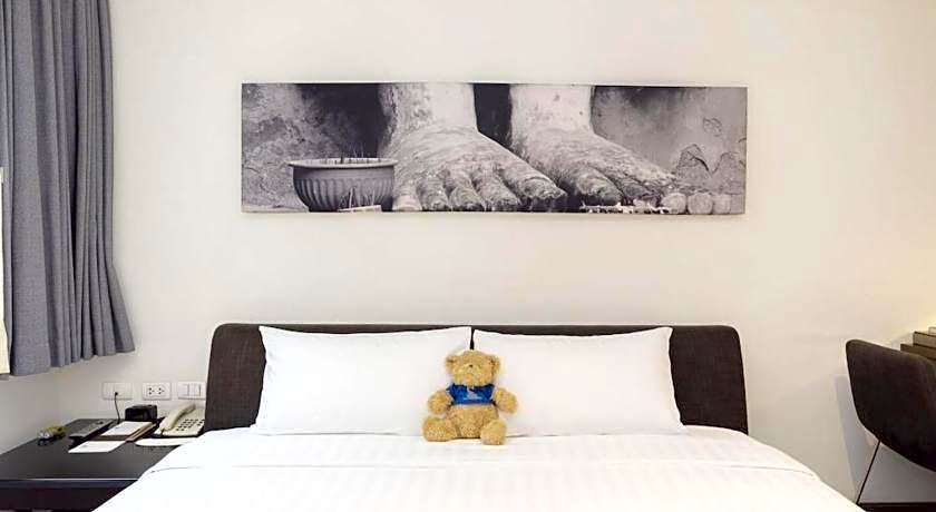 S33 Compact Sukhumvit Hotel