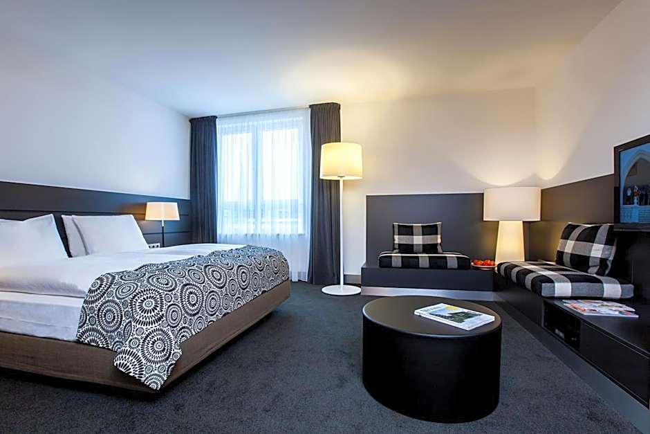 THE MADISON Hotel Hamburg