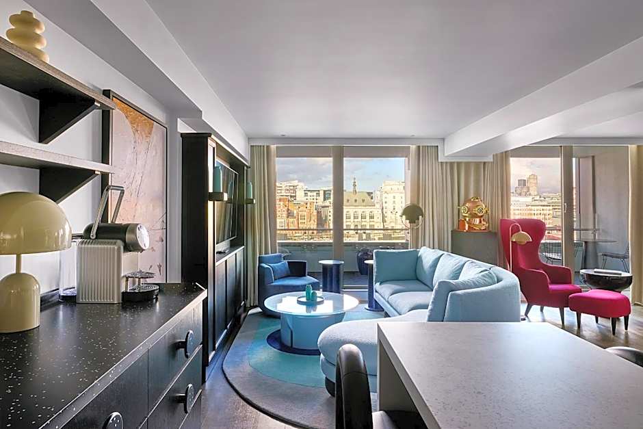 Sea Containers London