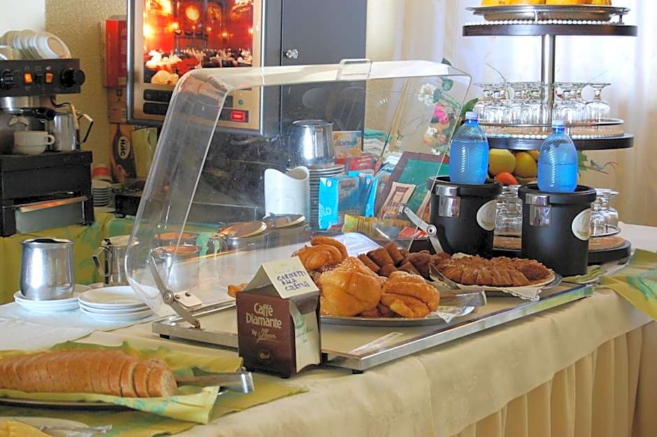 Hotel Giardino Sul Mare