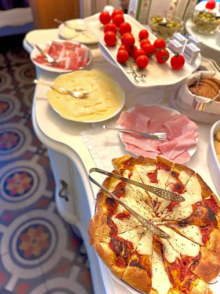 Villa La Dogana B&B di Charme - Historic Villa with a beautiful garden - private parking