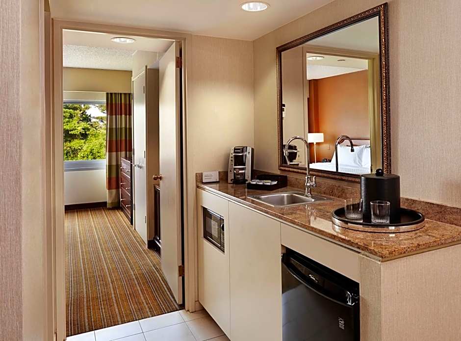 Embassy Suites By Hilton Hotel Parsippany