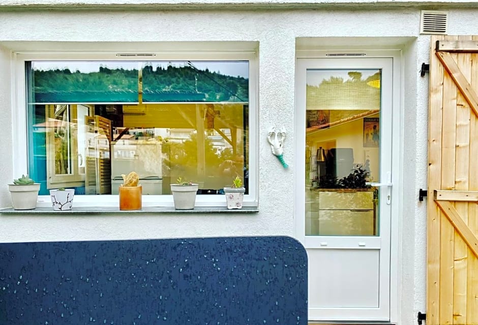 Cabanon vue mer L ilette Niolon Côte bleue