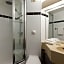 Brit Hotel Confort Amiens