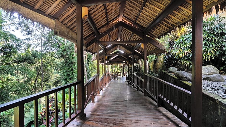 Natura Resort and Spa