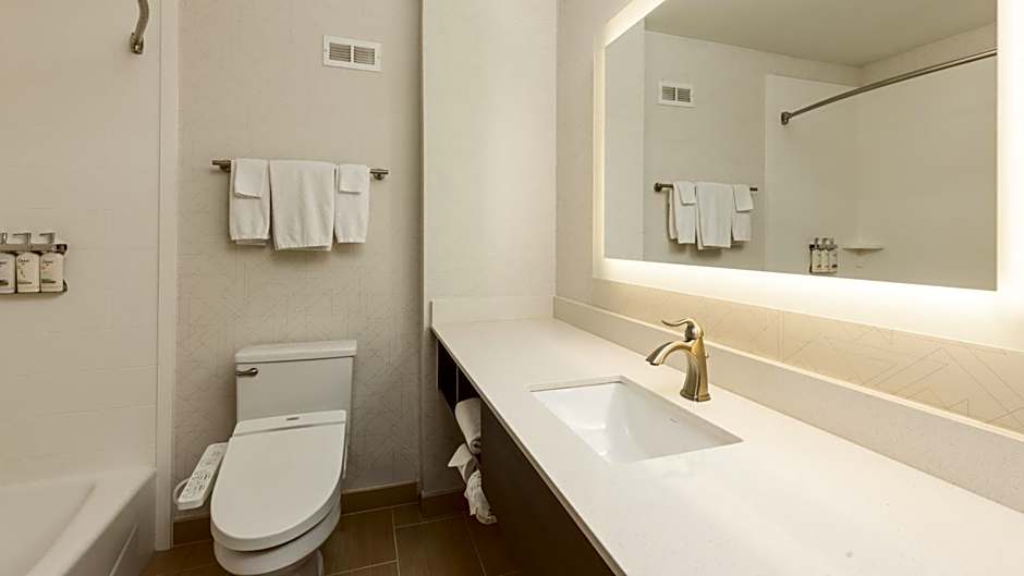 Holiday Inn Express Bellingham By IHG