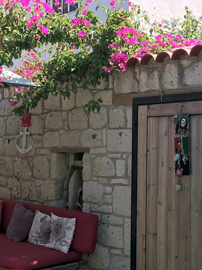 Çona Butik Otel