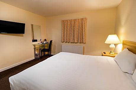 Family 3 Standard Room (Located in Annex Building)