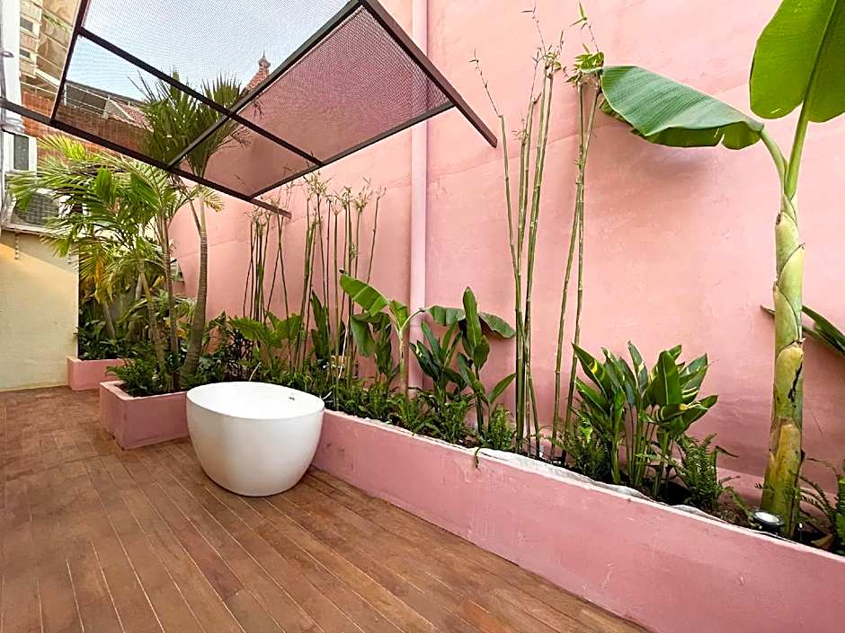 Joi Boutique Bãi Trước