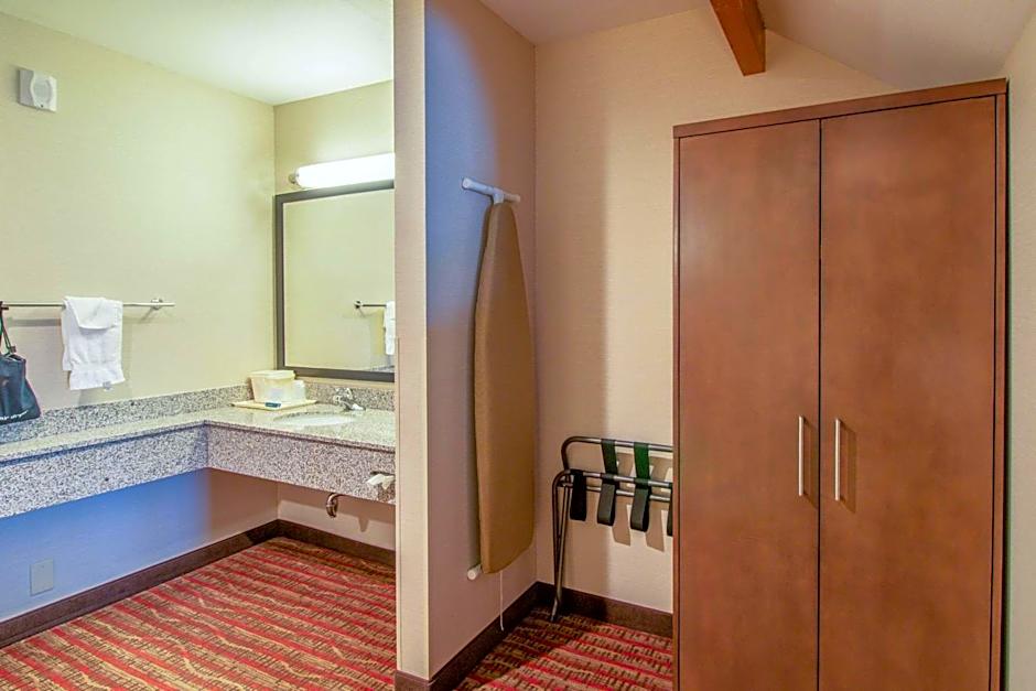 Quality Inn near Rocky Mountain National Park