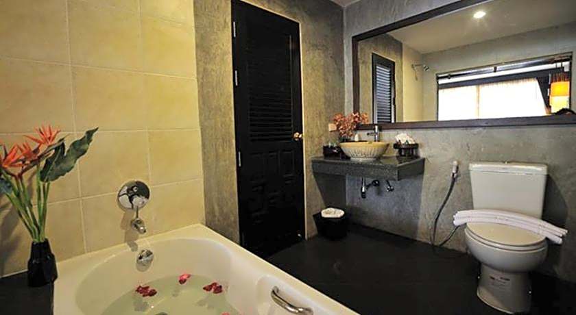 Siralanna Phuket Hotel