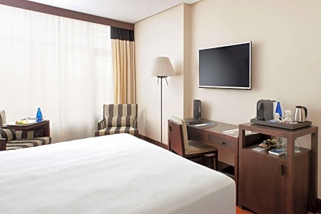 Superior Double or Twin Room with Extra Bed (3 Adults)
